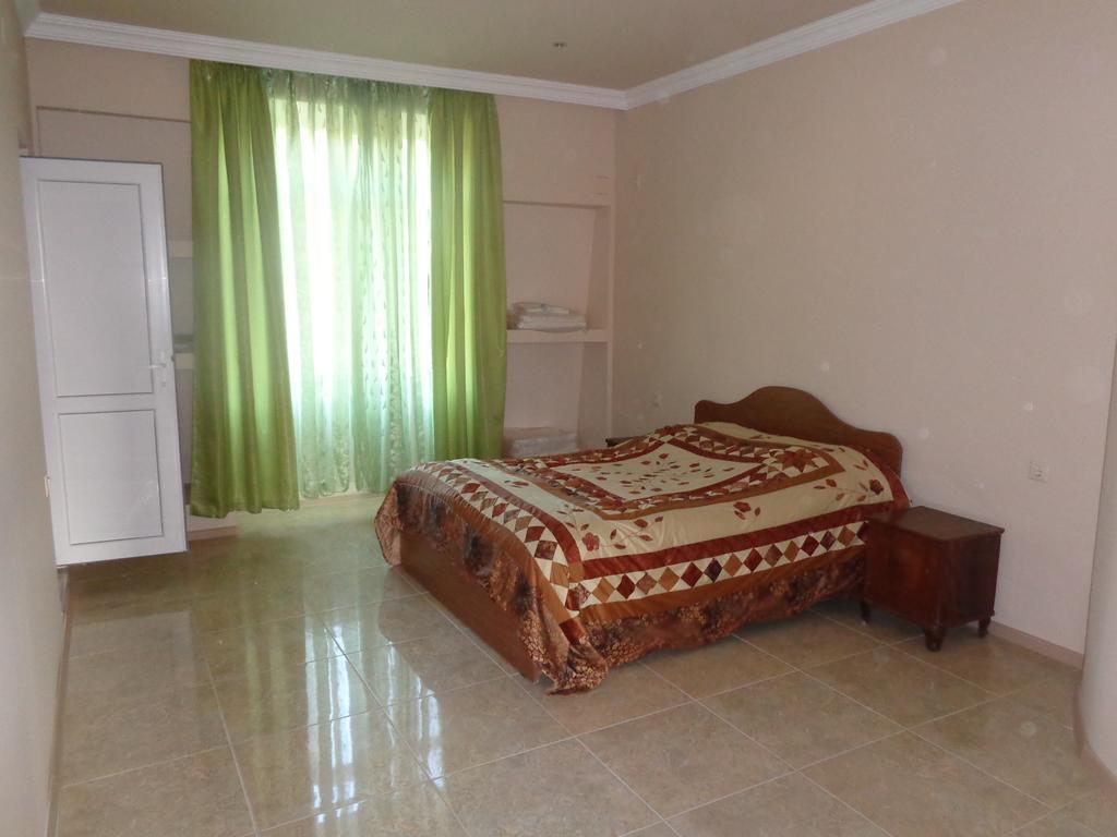 Guest House Vitali Gonio Exterior photo